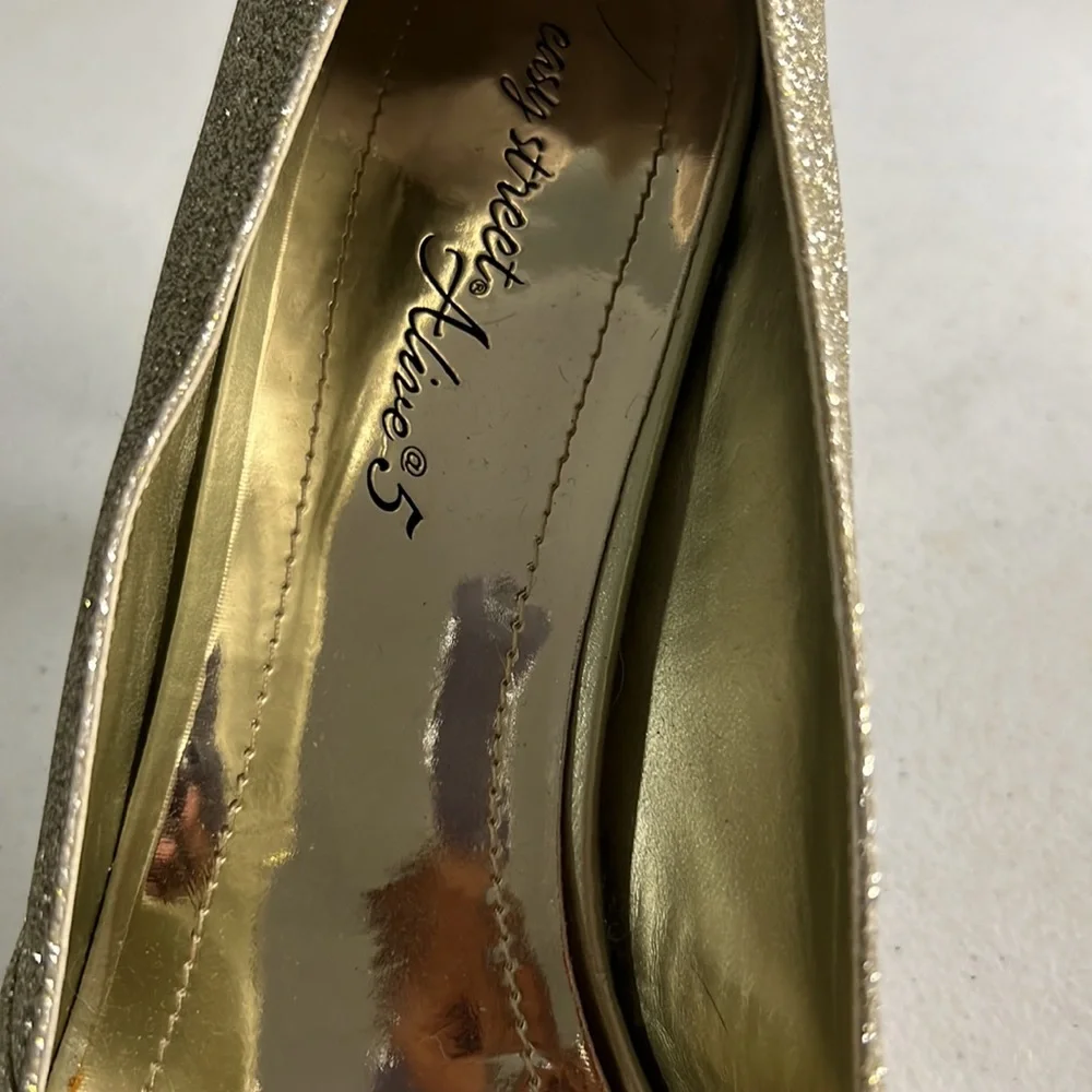 Gold Sparkle Peep Toe heels pumps for women Easy Street 12M